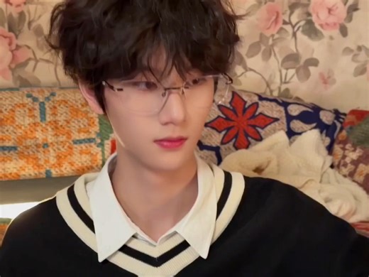 【bbbbebbe】最新视频来袭，快来看看吧！