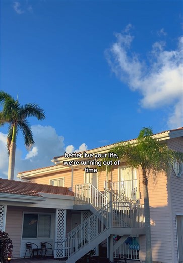 Discover the Magic of Tropical Beach Resorts in Siesta Key, FL