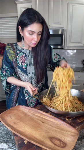 Ramadan Day 27 - Cooked Chicken pan fried noodles, air fried spring roll and shrimp for Iftar today. Ramazan Recipes and Eid memories. #noodles #panfriednoodles #chickennoodles #ramadanrecipes