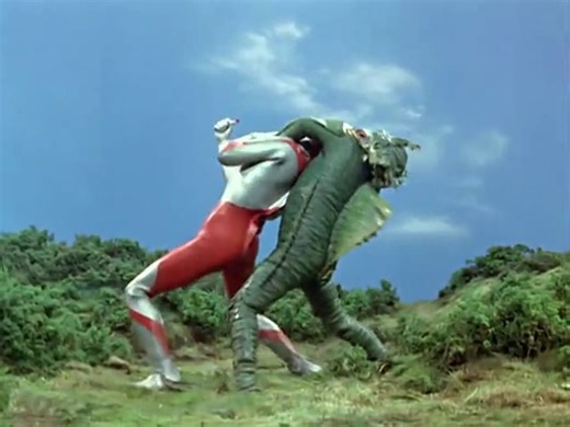 Ultraman Episode 4 : Five Seconds Before the Explosion