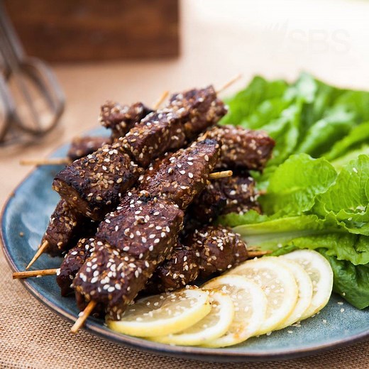When cooking with a lean, quality cut of beef, a quick sear on the barbecue and brush with marinade is all it needs. | SBS Food
