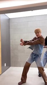 3.1K views · 573 reactions | Kai doing set me free challenge with Momo | 퐄퐱퐨'퐬 퐒퐭퐨퐫퐲 | Facebook