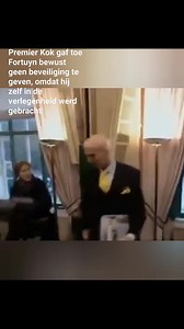 20K views · 111 reactions | Premier Kok Pvda geeft in eigen woorden aan, na de taartaanval op Fortuyn, door hem in de verlegenheid te zijn gebracht. Ze gaven hem bewust geen beveiliging, na meerdere oproepen vanuit Fortuyn. We weten allemaal hoe dat afliep. | Pim Fortuyn | Facebook