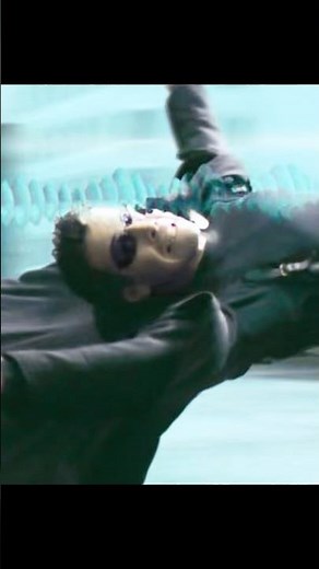 THE MATRIX: Neo Faced Death… Until She Pulled the Trigger 💥🕶️ Hit Like for Trinity’s Save!