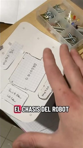 armando el chasis del robot autonomo arduino