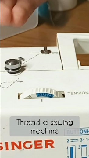 How to thread a Singer Scholastic 6510 Sewing Machine #sewing #sewingmachines #seweasy #sewingtools