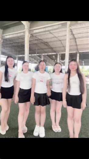 វីដេអូ​របស់ Beautiful Asian Girls🇰🇭🇱🇦 (@srey_saartasians) ជាមួយ Call Me Papa Remix - Galaxy Navatra Remix