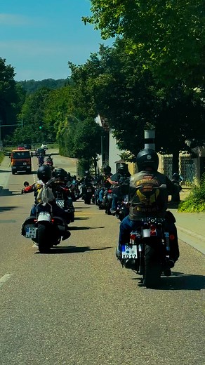 Rally Internacional de L.A.M.A. Internationale LAMA-Rallye Deutschland 2025“Alle Varianten sind gut verständlich und passen sowohl zur Organisation als auch zur Veranstaltung. Falls du ein offizielles Programm, Einladung oder eine Veranstaltungsankündigung gestalten willst, wäre die zweite Version mit „Motorrad-Rallye“ am klarsten. | Lama Orlando Chapter