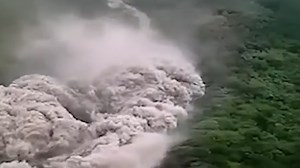 The Night Mount Unzen Sent a 57-Meter Wall of Water Into Japan