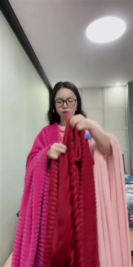 Super Soft Dark Red Stripe Family Size Blanket