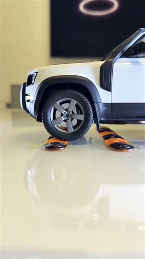Weee Weee! 🏎️💨 Mini Defender Suspension Test