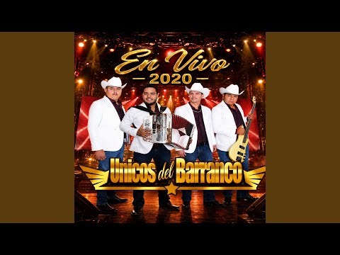 Las Mañanitas / Debajo de los Laureles (En Vivo)