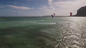 Session Windsurf et Kitesurf à Maurice ! De superbes activités à tester lors de votre séjour. | Maurice Tourisme