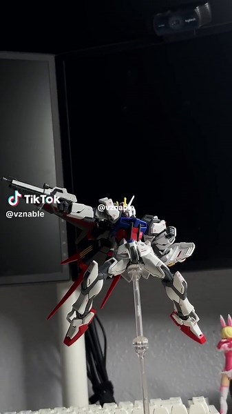 Customize Your HG Aile Strike Gundam with Striker Parts