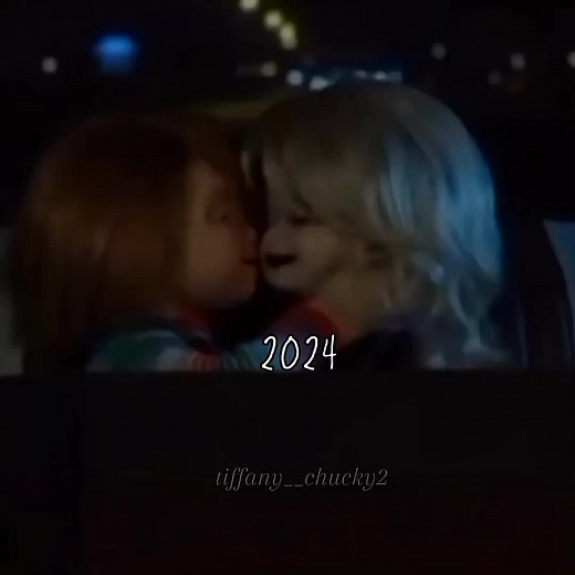 Chucky y Tiffany: Besos, Escenas Románticas y Momentos Íntimos