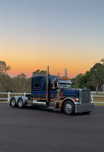 Beautiful Sunsets with Peterbilt 379 Trucks