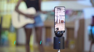 Watch Capture Genie 360 Smart Auto Tracking Camera Mount on Amazon Live