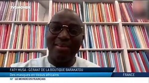 A PARTAGER AU MAXIMUM : L’AFRIQUE DONNE UNE LEÇON DE VIE ET DE GÉNÉROSITÉ EN FRANCE Voilà une vidéo qui mérite d’être vu , qui mérite d’être relayé et qui mérite d’être commenté, merci au frère Pathé Ndiaye et Faty musa de la boutique @barakatoubazin pour cette distribution de masque GRATUIT OUI GRATUIT aux habitants du quartier comme il le dit si bien « au Sénégal 🇸🇳 en Afrique la solidarité ça fait partie de notre vie « plus de 400 masques ont déjà été distribués aux pompiers et policiers 👀