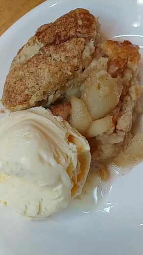 Delicious Fresh Pear Cobbler Recipe