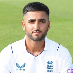It has been a whirlwind few years for Surrey Cricket spinner Yousuf Majid 🌪️ Having come through the Berkshire pathway and the Surrey Academy, Majid impressed in the One Day Cup in 2022 and was awarded his first professional contract at Surrey Now he's training with England U19s ahead of their tour of Australia 🇦🇺 | Rothesay County Championship