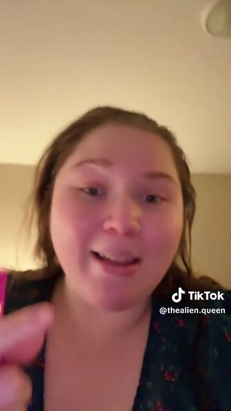 THE BEST NAIL GLUE HANDS DOWN!!! #nails #nailglue #dashingdiva #sallybeauty #pressonnails