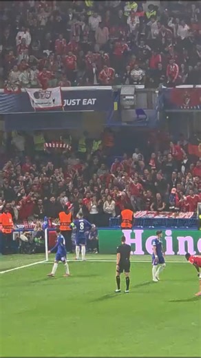 12K views · 693 reactions | Benfica fans booing former player | Strictly CFC | Facebook