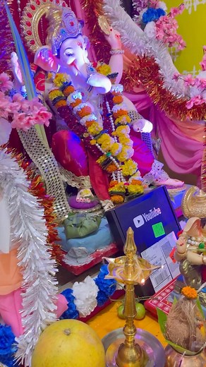 Prashant Nakti on Instagram: "गणपती बाप्पा मोरया🙏 @bhushan_joshi_26 @nickshinde01 @chetann.08 @kevalwalanj @dreamer.rohit #ganapati #bappa #bappawalagana #love #morya #prashantnakti #ganeshchaturthi"