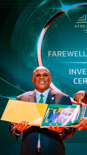 6.8K views · 1.8K reactions | Celebrating Visionary Leadership! Honouring Transformative Impact!! Embracing a New Chapter!!! Afreximbank pays tribute to Prof. Benedict Oramah - a leader whose vision shaped Africa’s trade and development journey, inspiring the path toward a more prosperous future. #Afreximbank #BenedictOramah #FarewellConference #Leadership #AfricanTrade | African Export Import Bank - Afreximbank | Facebook