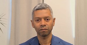 Everyone’s chasing bigger AI models.