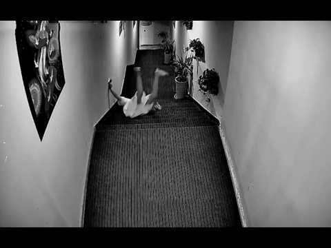 The Dangers of Using Your Phone While Walking