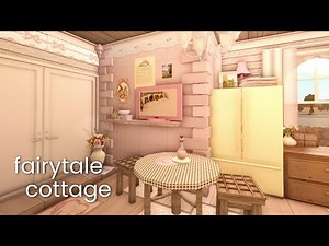 Fairytale Cottage: Bloxburg House Build