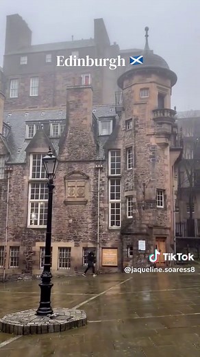 Edinburgh Scotland travel highlights: Top things to see