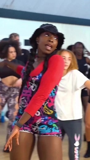 Just another Friday with @Patience J • Class: Afro In Heels Where: London, Vauxhall - Base Dance Studios Time: 8.30pm till 10pm • #dance #dancers #learn #danceclass #london #vauxhall #basedancestudios #afroinheelsuk #choreography #patiencejchoreography #fridayclass #fridayvibe #allwelcome #alllevels #everyonewelcomehere #alwaysavibe #vibes #afro #afrodance #afromusic #afrobeats #afrobeat #afromovement #heels #afroinheels #danceinheels