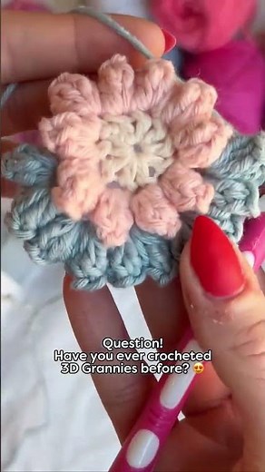 Floral 3D Granny Square Tutorial: DIY Crochet with Rebecca