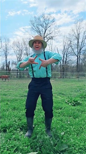 Amish big guy. Who is this Sponge Bob?