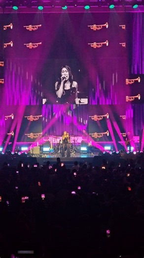 Sweetnotes Music performing their rendition of viral hit Selos by Shaira #SweetnotesMusic | Manila Concert Scene