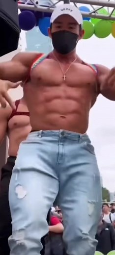 Muscle Go Go Dancing: Celebrate Strength and Dance