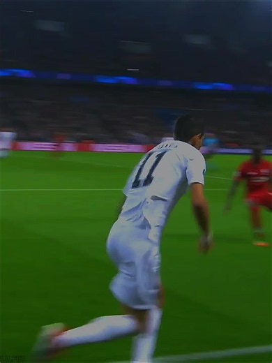 Neymar best dribble of all time - O Melhor driblado da história