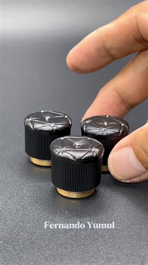 DIY mini leather stool Step-by-step tutorial 😊 #MiniatureArt #dioramaartist #miniaturequotes #miniatureartwork #fyp #everyone #dioramaart #filipino #miniature #DIY #diorama | Fernando Yumul