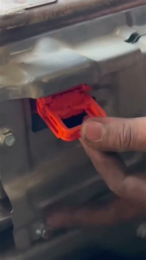 Hybrid main fuse fix & lock #fyp #honda #toyota #foryou #automobile #alsharifauto #viral #tips #diy