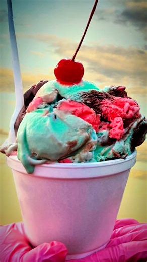 🍨✨ Spumoni season is coming to an end this Sunday August 31st! 💚🤍❤️ Enjoy the perfect blend of fruity, nutty, and creamy goodness while it lasts… Don’t miss your chance to scoop it up before it’s gone! 💖#SpumoniSeason #DairyTwistCafe #SweetEscape #FrozenBliss #LimitedTimeOnly #AugustExclusive #IceCreamDreams #SummerScoops | Dairy Twist Cafe