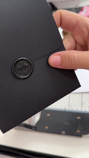 Como fazer lacre para envelope de forma prática
