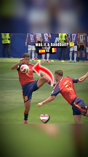 Rodri Skills 🤔🤔🤔 #fifaworldcuponyt #soccer #futbol #funny #shorts #viralvideo #viral #fifa