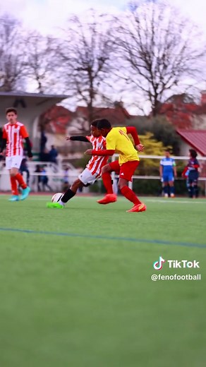 Feno Football Skills and Neymar Jr. Vibe in Brazil