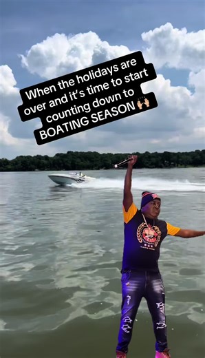 Since everyone seems to remake my post from last year, here it is again 😅 #boatlife #chesapeakebay #fyp #boating