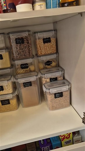 #tuppaware❤😍❤❤😍❤😍❤😍❤😍❤😍 #organize #looksgood #kitchenstaples #getyours #tidy #clean