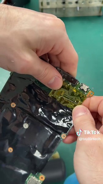 Fixing a Loose USB-C Port on a Lenovo Laptop