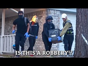 Calling A Locksmith To Help Rob A House!