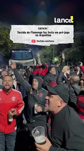 TORCIDA DO MENGÃO NA ÁREA!