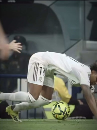 Rodrygo Suffers ACL Injury During Match